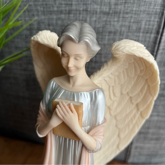 Cloudworks "Wisdom" Silver Angel Figurine Retired 2003 Grandmother Gift - Picture 2 of 6